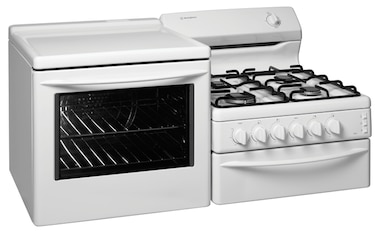 Elevated gas oven with gas hob